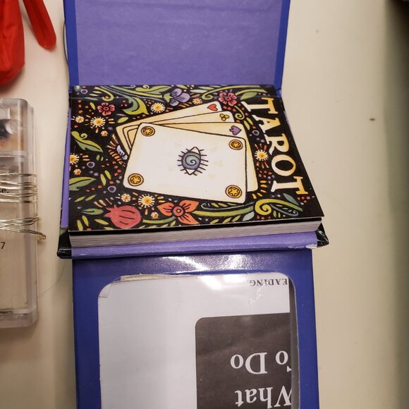 Random Trinkets - Picture 3 of 5